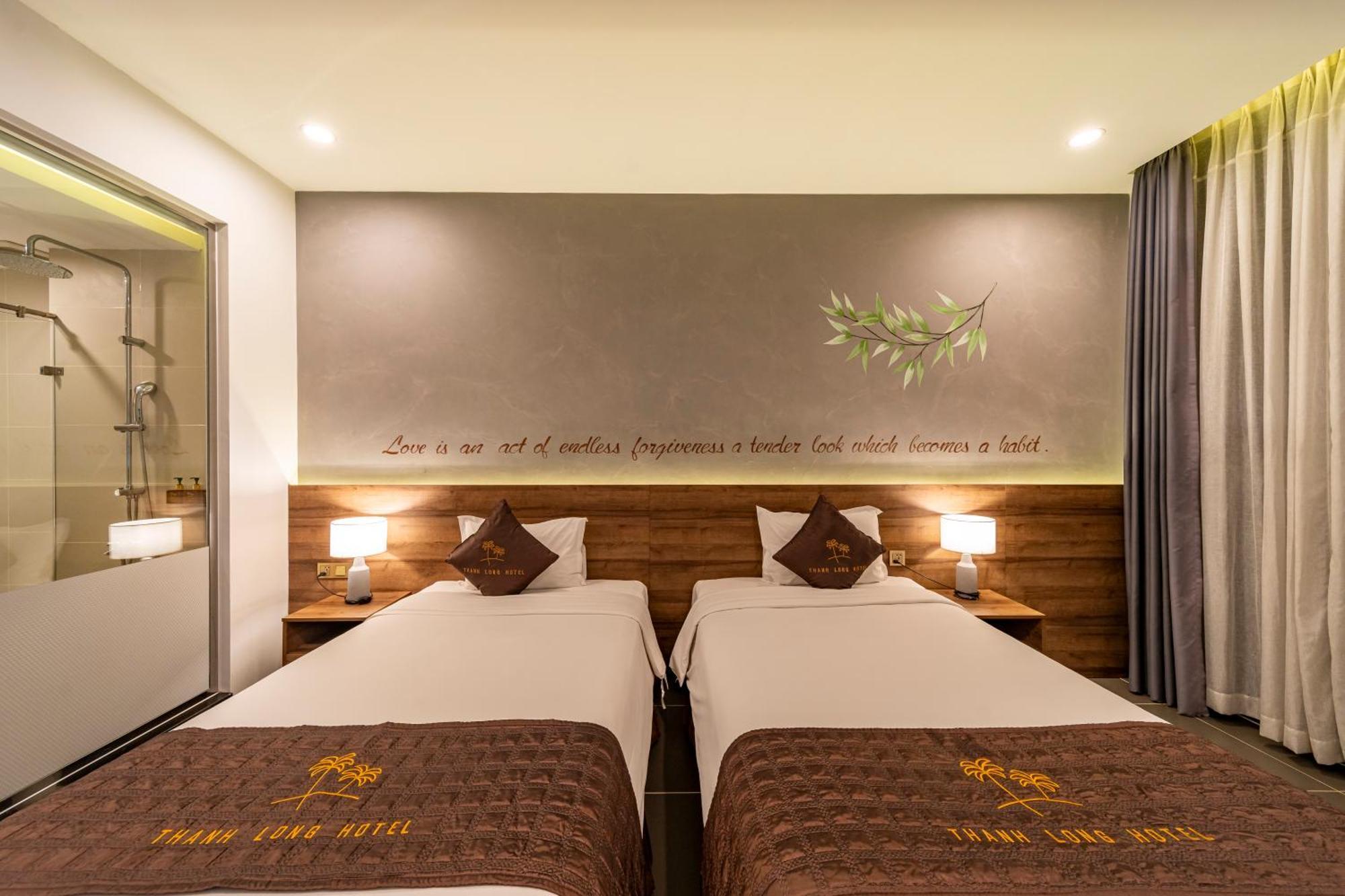 Thanh Long Hotel - Bach Dang Ho Chi Minh City Exterior photo