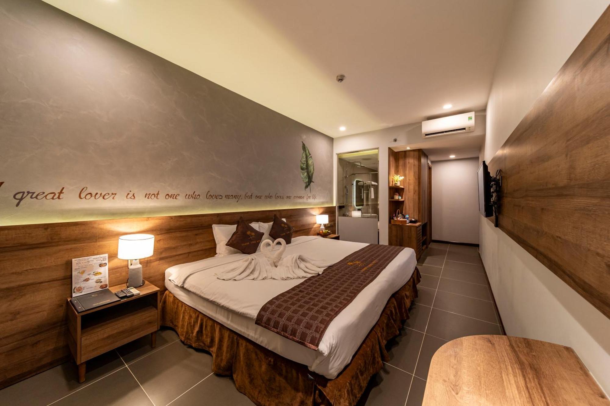 Thanh Long Hotel - Bach Dang Ho Chi Minh City Exterior photo